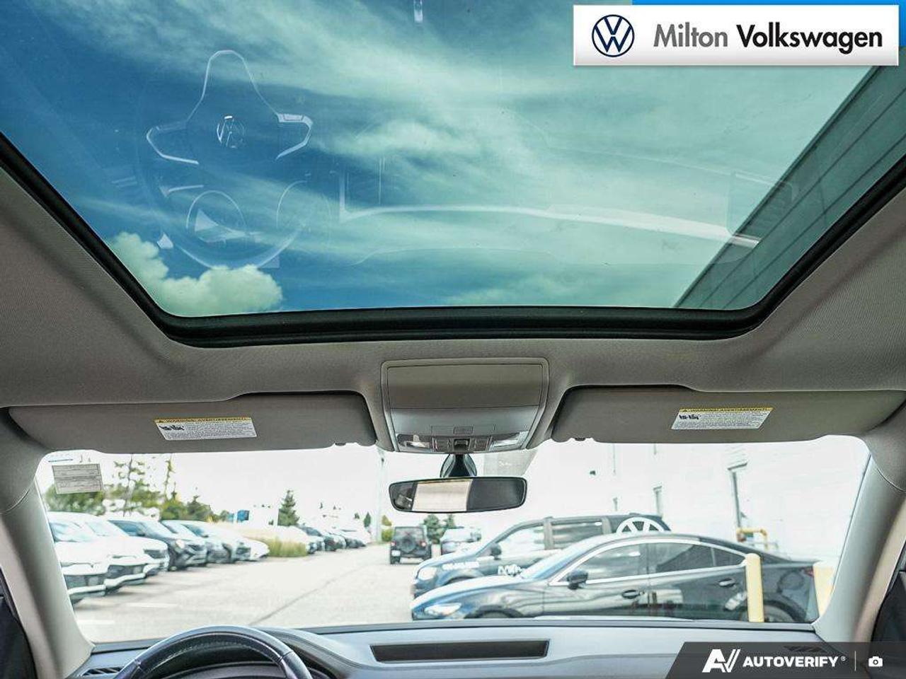 2021 Volkswagen Atlas Highline 2.0T 8sp at w/Tip 4MOTION Photo