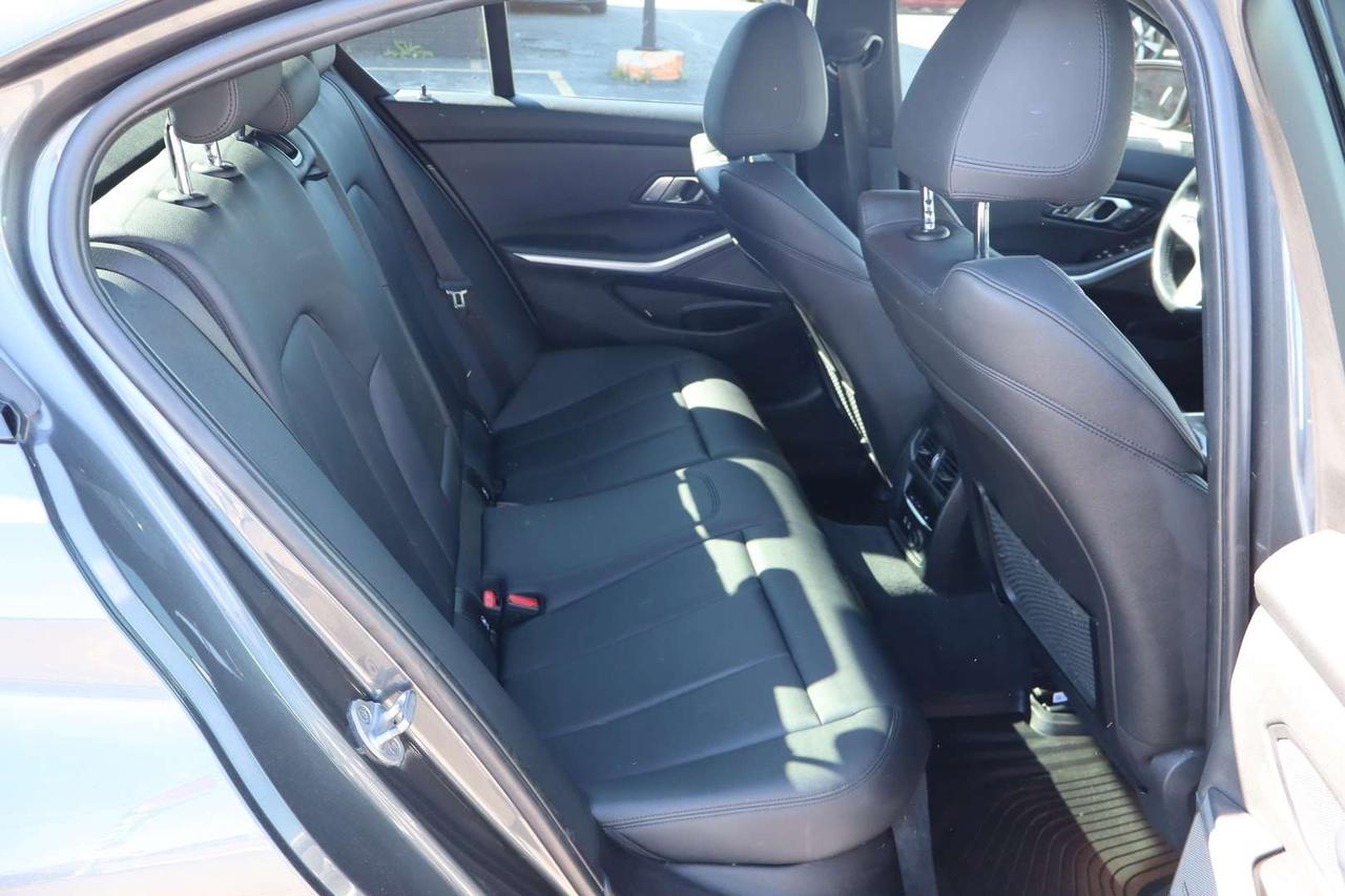2020 BMW 3 Series 330i xDrive   M Pkg   No Accident   Clean Carfax Photo