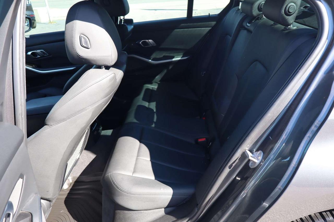 2020 BMW 3 Series 330i xDrive   M Pkg   No Accident   Clean Carfax Photo