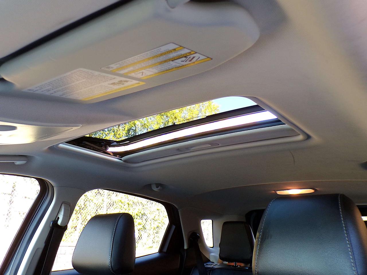 2020 Ford EcoSport TITANIUM 4WD BSM NAVI CAMERA APPLE CARPLAY SUNROOF Photo