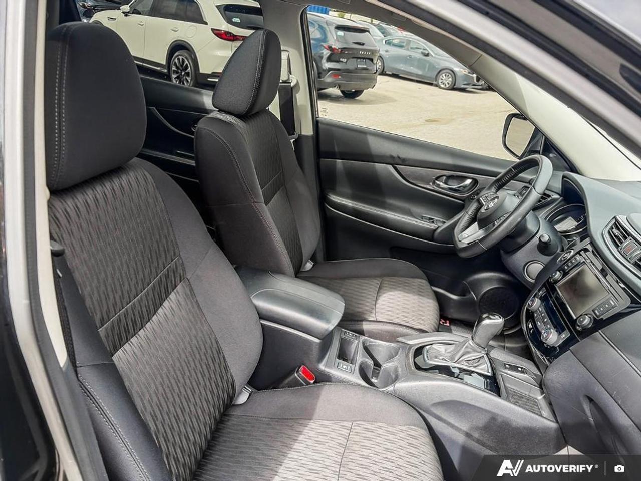 2019 Nissan Rogue  Photo