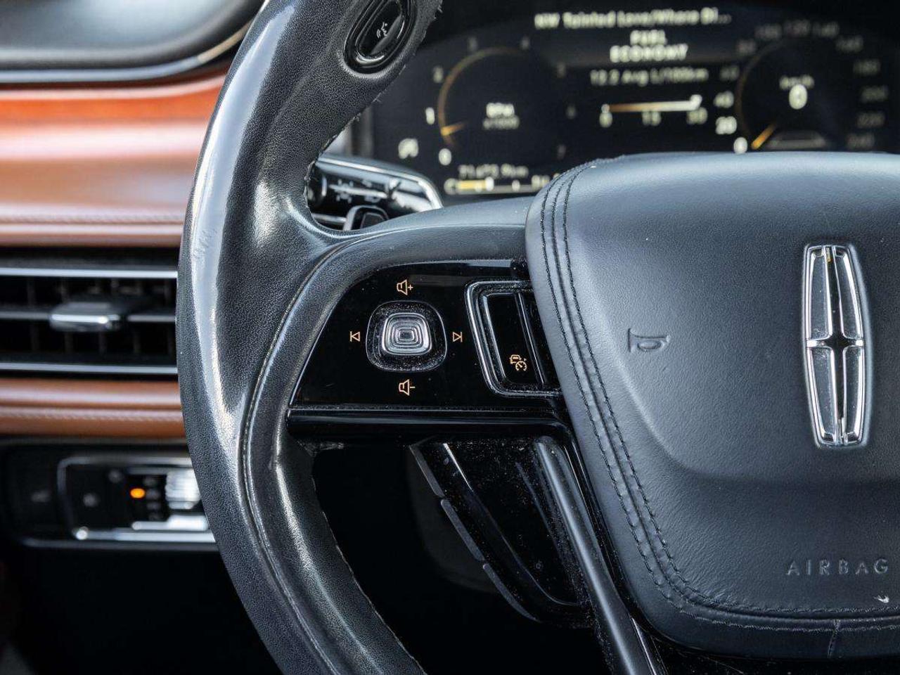 2022 Lincoln Aviator Reserve AWD Photo