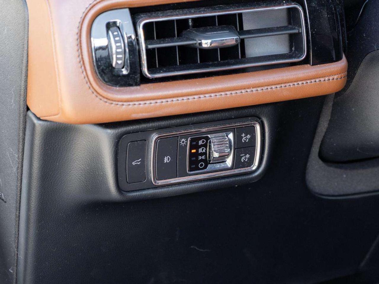 2022 Lincoln Aviator Reserve AWD Photo