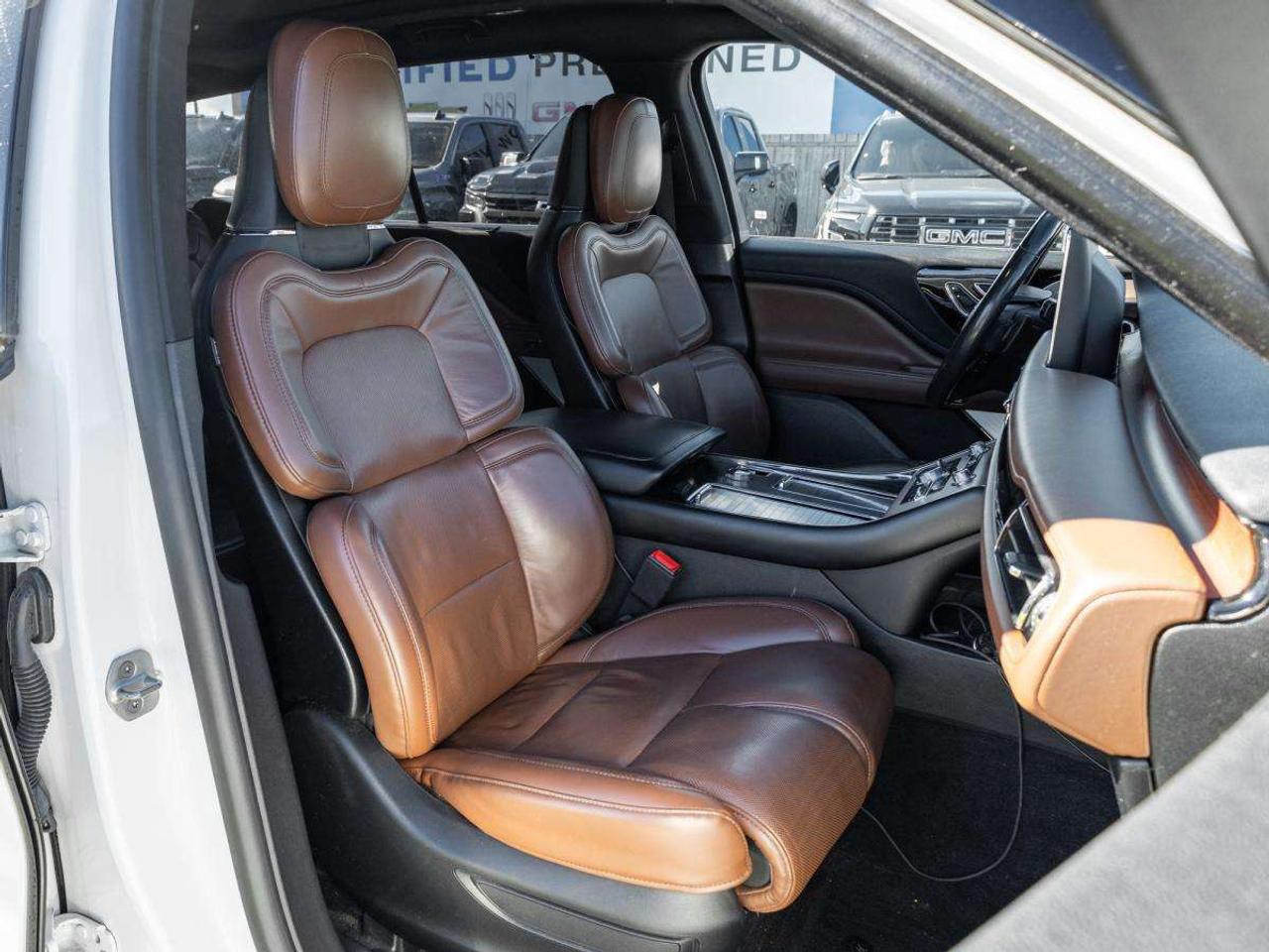 2022 Lincoln Aviator Reserve AWD Photo