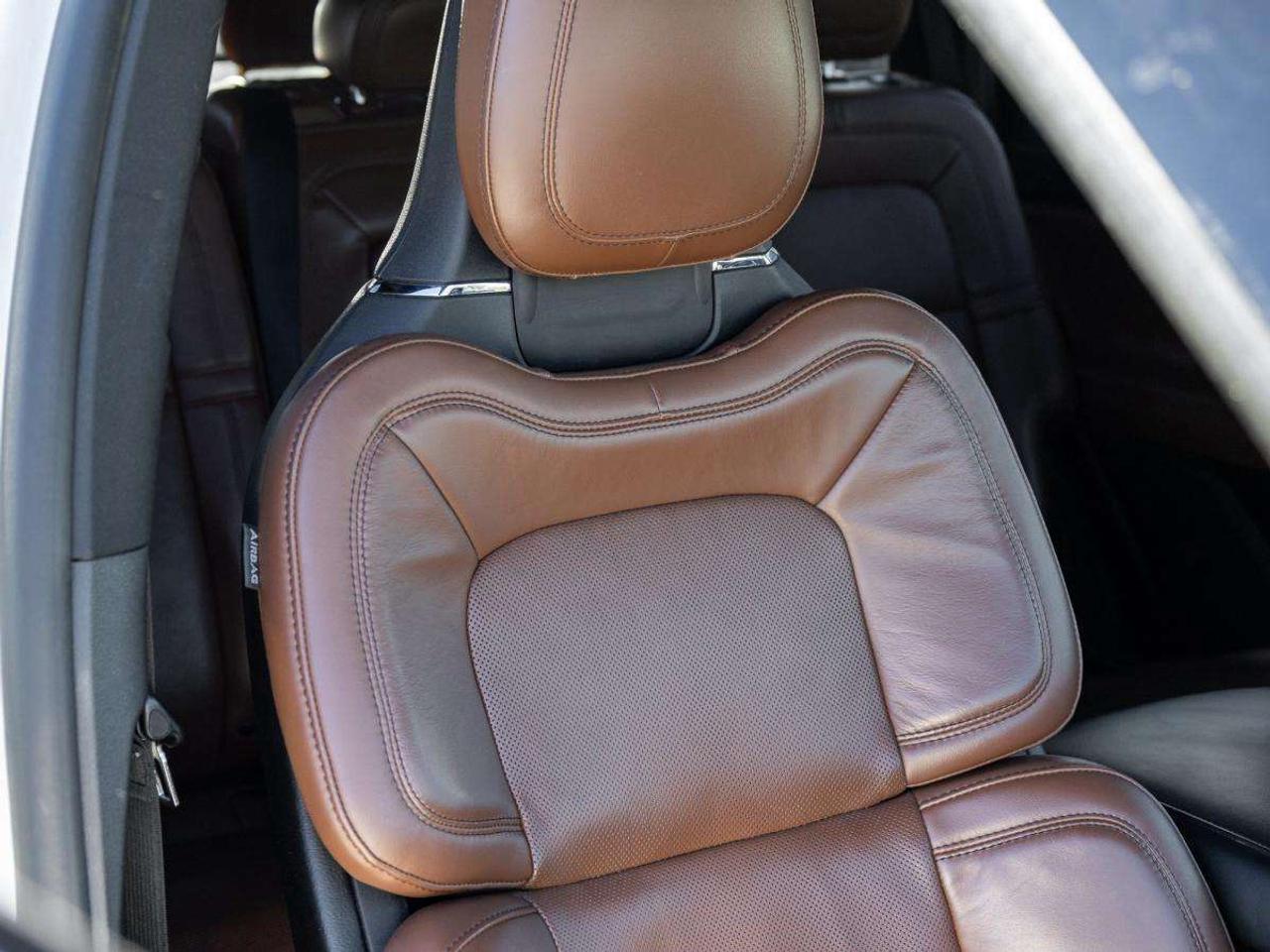 2022 Lincoln Aviator Reserve AWD Photo