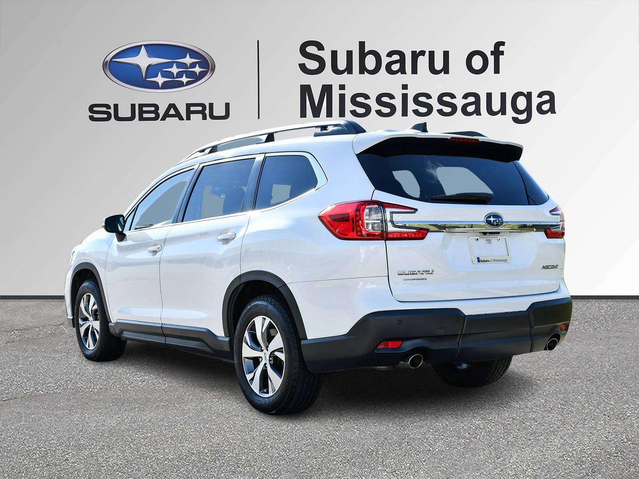 2023 Subaru ASCENT TOURING   1 OWNER   NO ACCIDENTS   PANO ROOF   CAM Photo