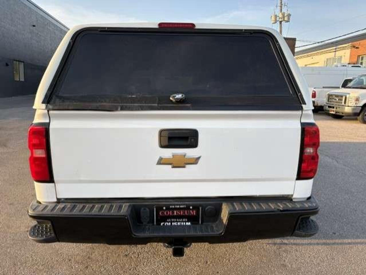 2015 Chevrolet Silverado 1500 4X4 V8 REGULAR CAB LONG BOX-MATCHING CAP-NEW TIRES Photo