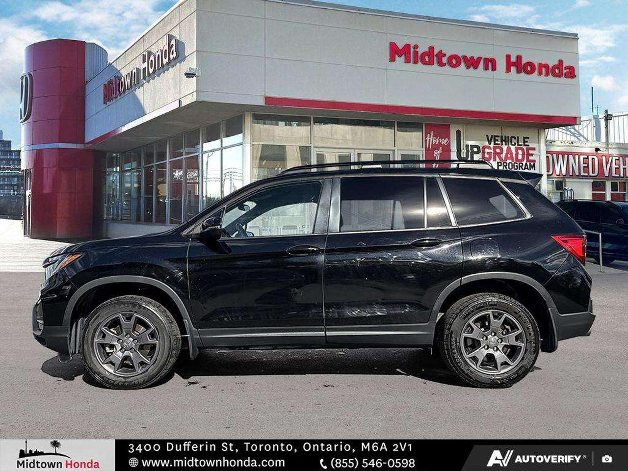 2023 Honda Passport Sport AWD Photo4
