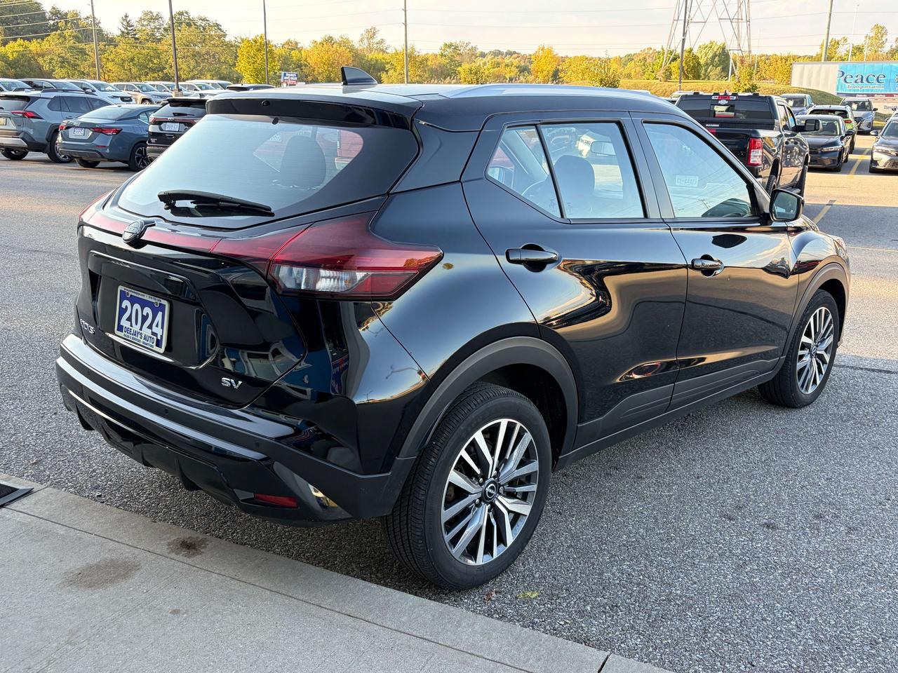 2024 Nissan Kicks SV FWD   One Owner   Clean Carfax Photo4