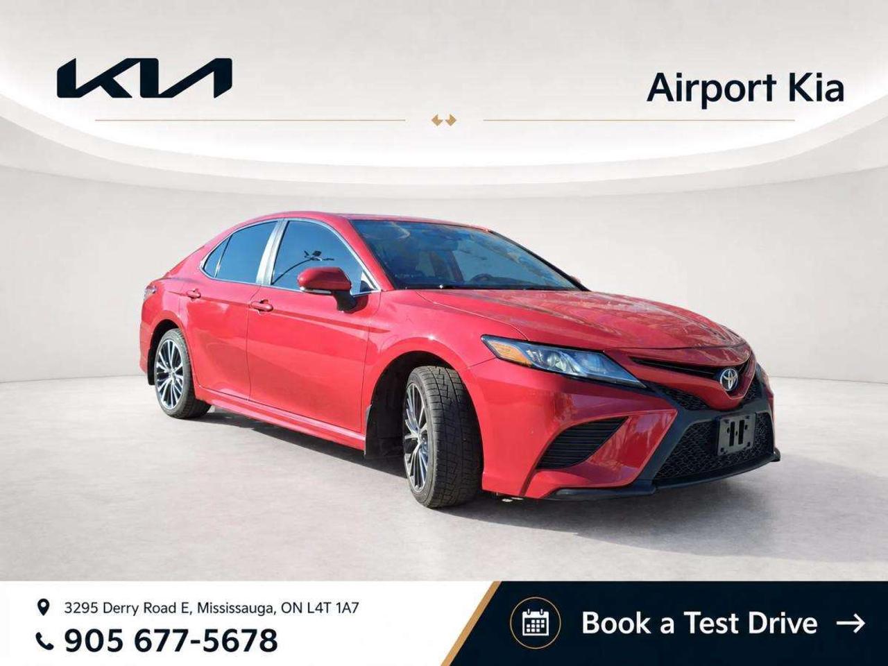 2020 Toyota Camry SE Auto Photo