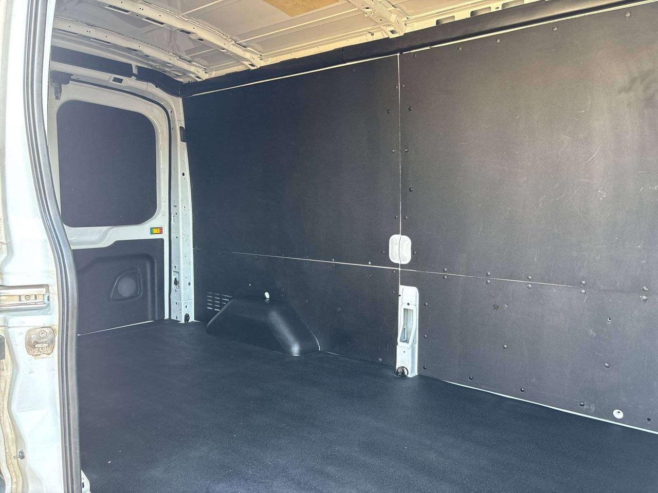 2024 Ford Transit Cargo Van T-250 148" MED ROOF AWD Photo