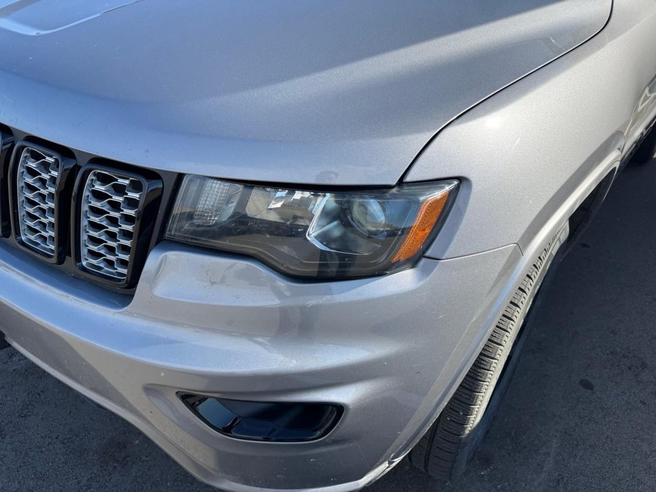 2021 Jeep Grand Cherokee Laredo 4dr 4x4 Photo