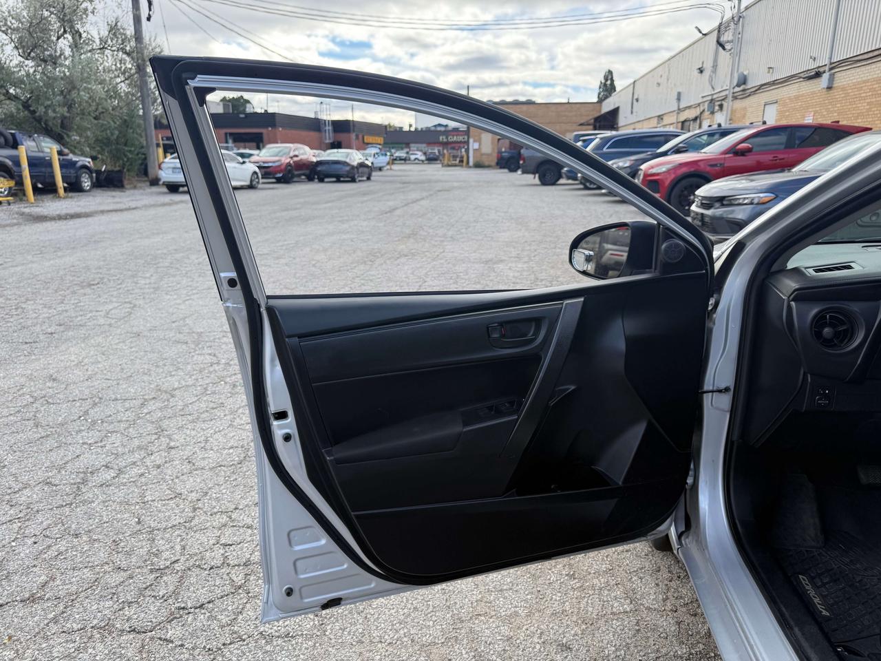 2019 Toyota Corolla CE l FWD l CVT l Eco Vehicle l 1.8L l 4Cyl l RCam Photo
