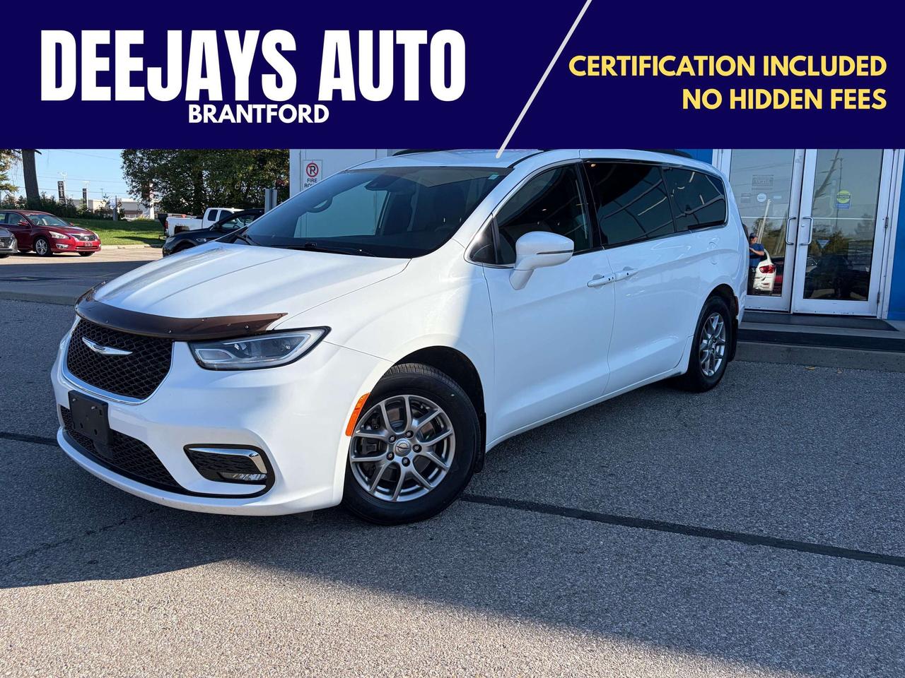 2022 Chrysler Pacifica Touring FWD   Stow & Go   Clean Carfax Photo0