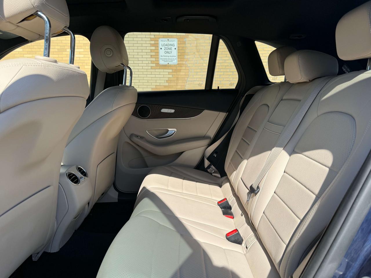 2016 Mercedes-Benz GLC No Accidents l 4Matic l 2.0T l 4Cyl l Panoramic Photo