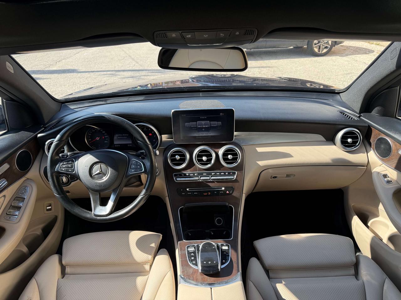 2016 Mercedes-Benz GLC No Accidents l 4Matic l 2.0T l 4Cyl l Panoramic Photo