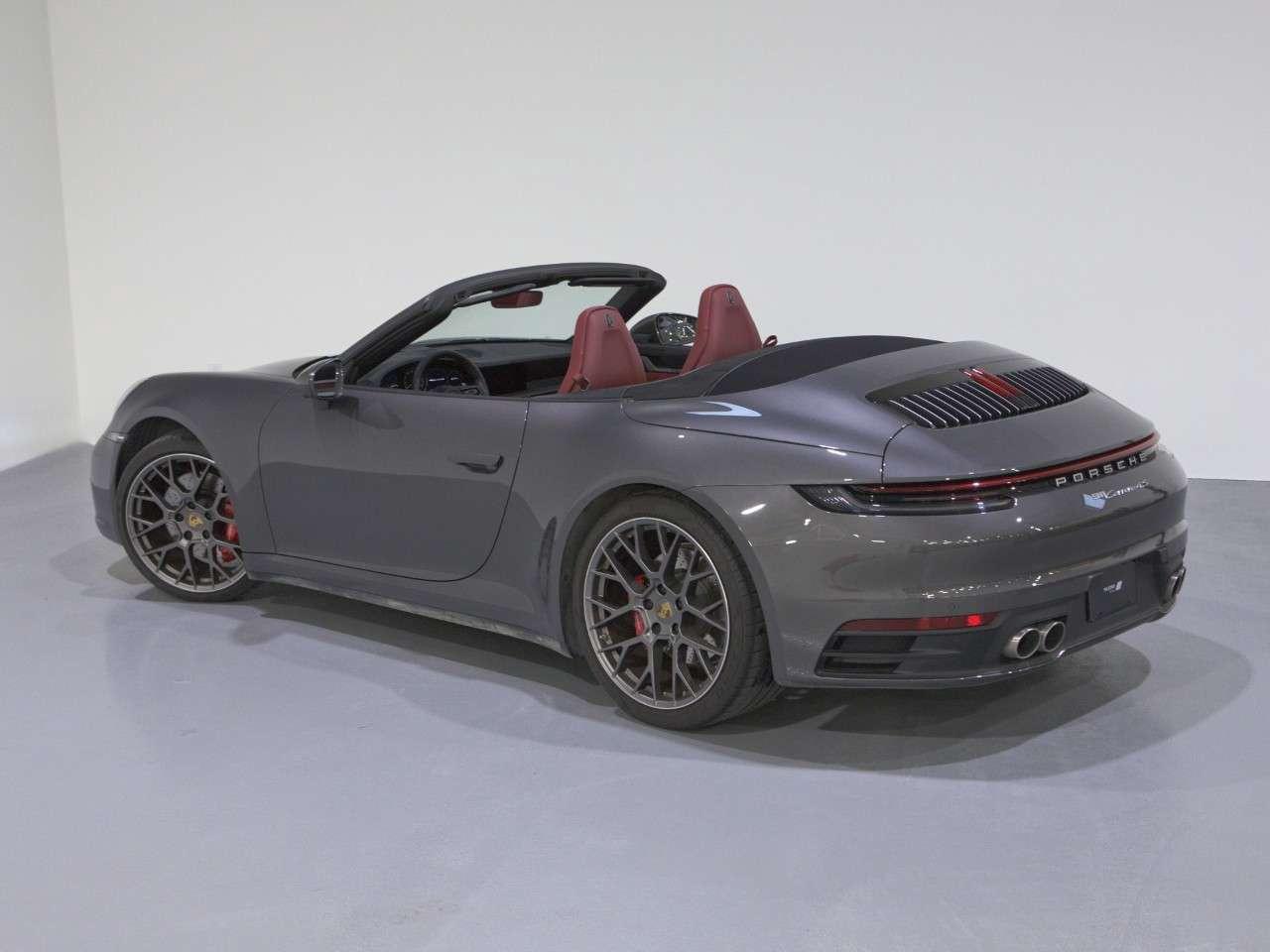 2021 Porsche 911 Carrera 4S Cabriolet Photo