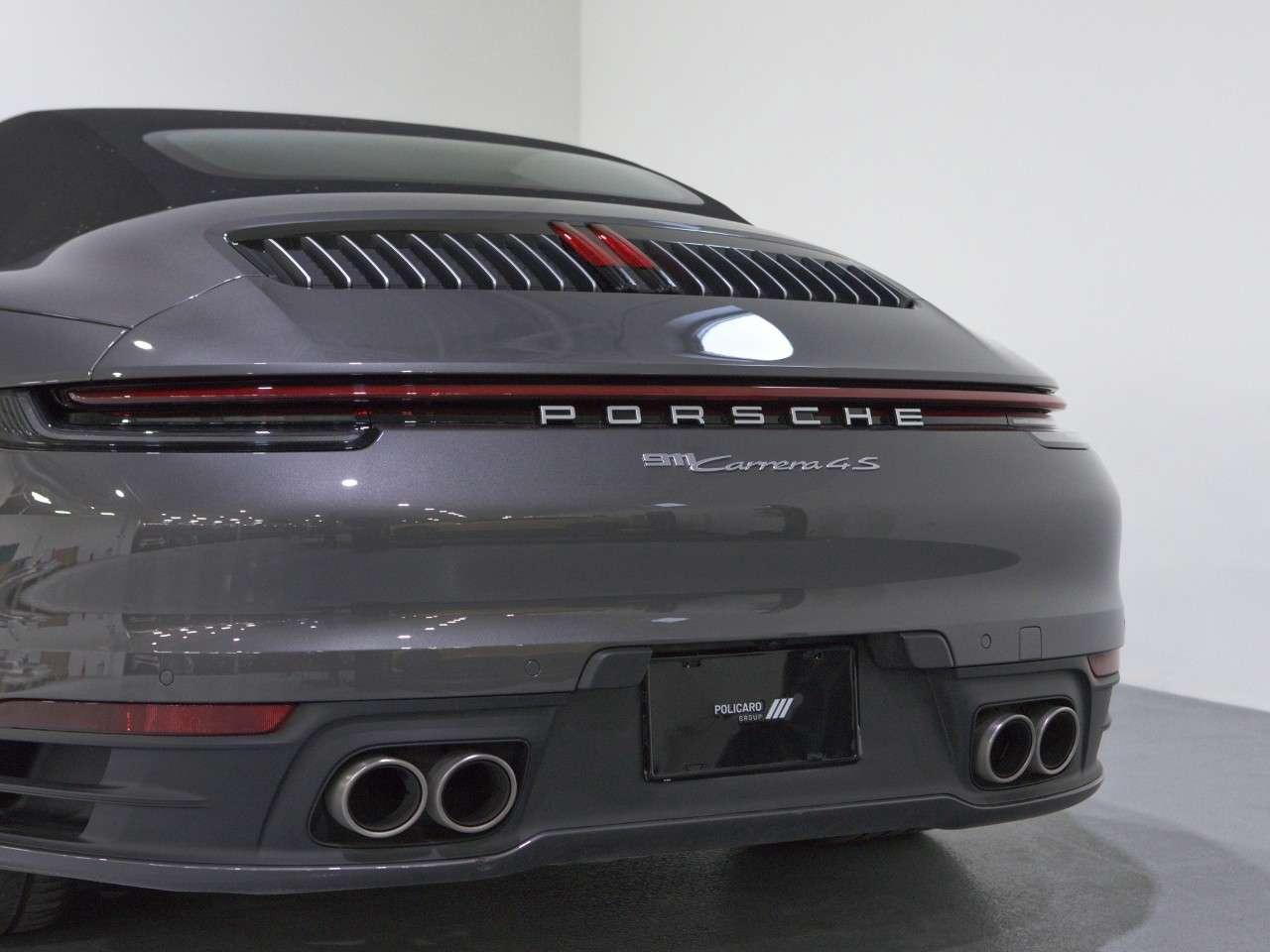 2021 Porsche 911 Carrera 4S Cabriolet Photo