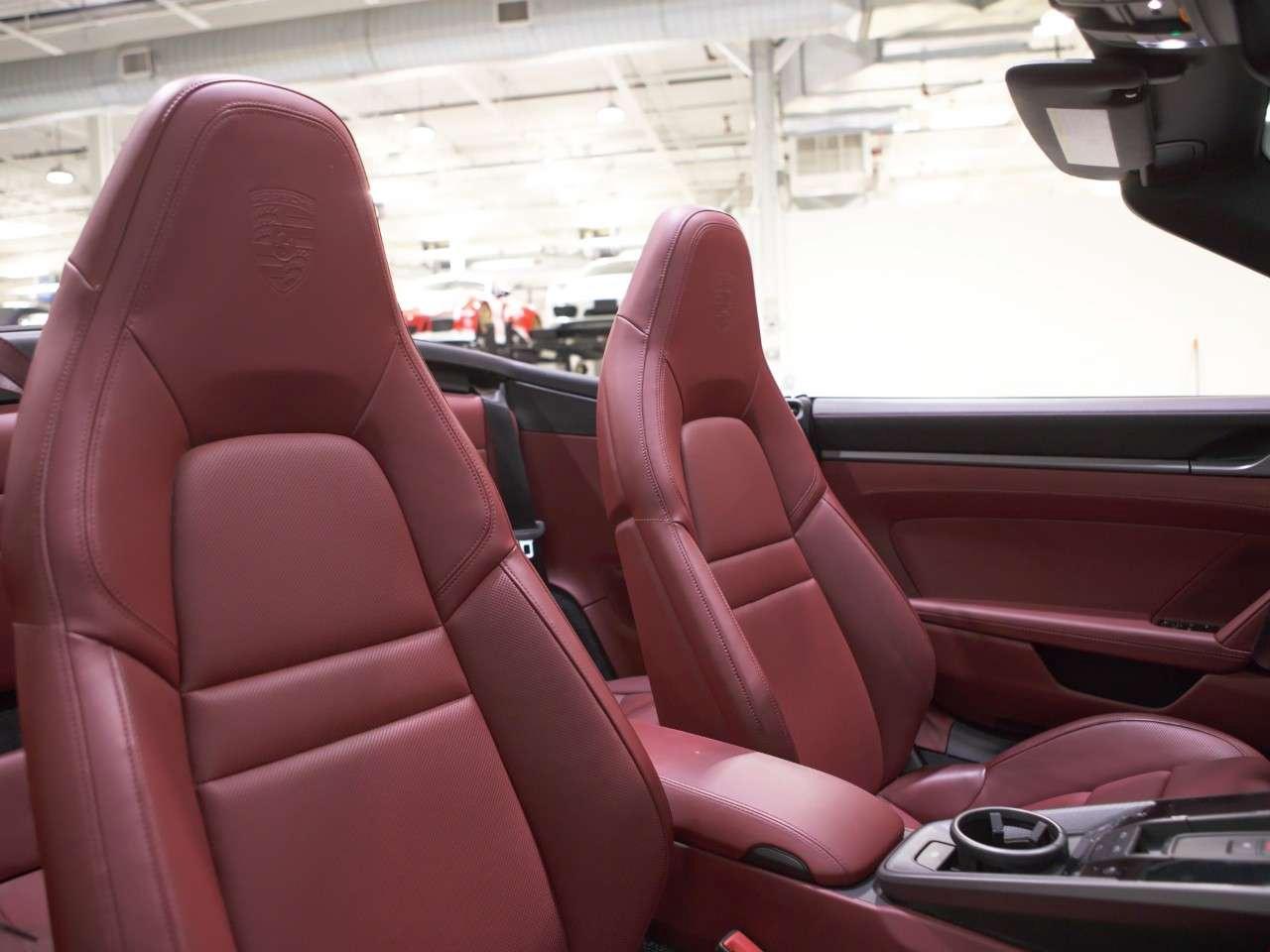 2021 Porsche 911 Carrera 4S Cabriolet Photo