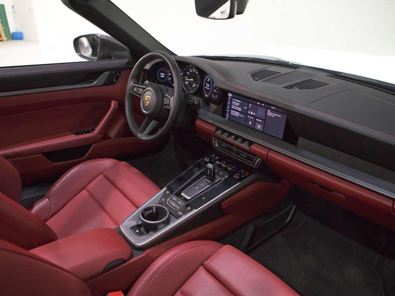 2021 Porsche 911 Carrera 4S Cabriolet Photo