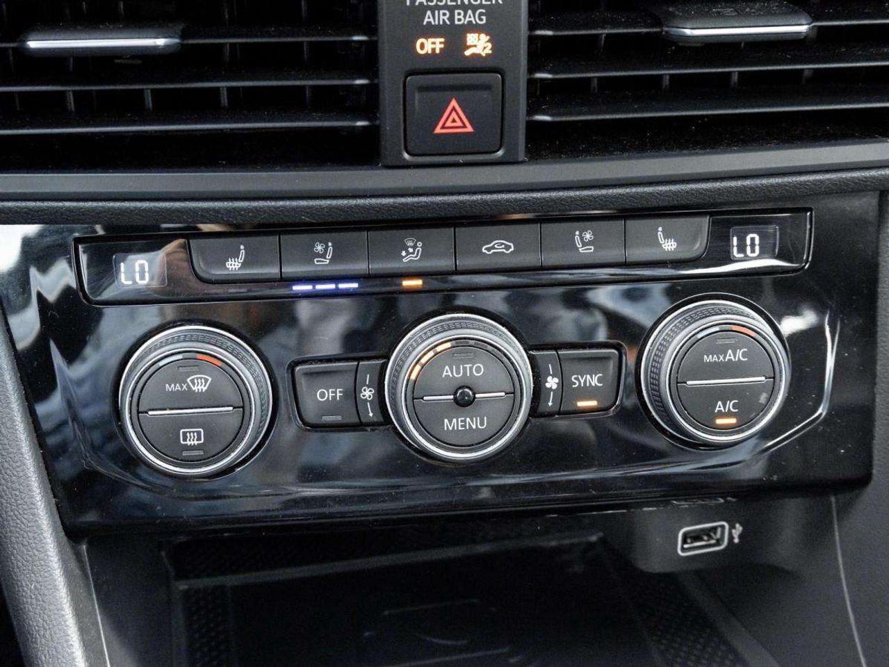 2019 Volkswagen Jetta GLI 35th Edition Manual Photo