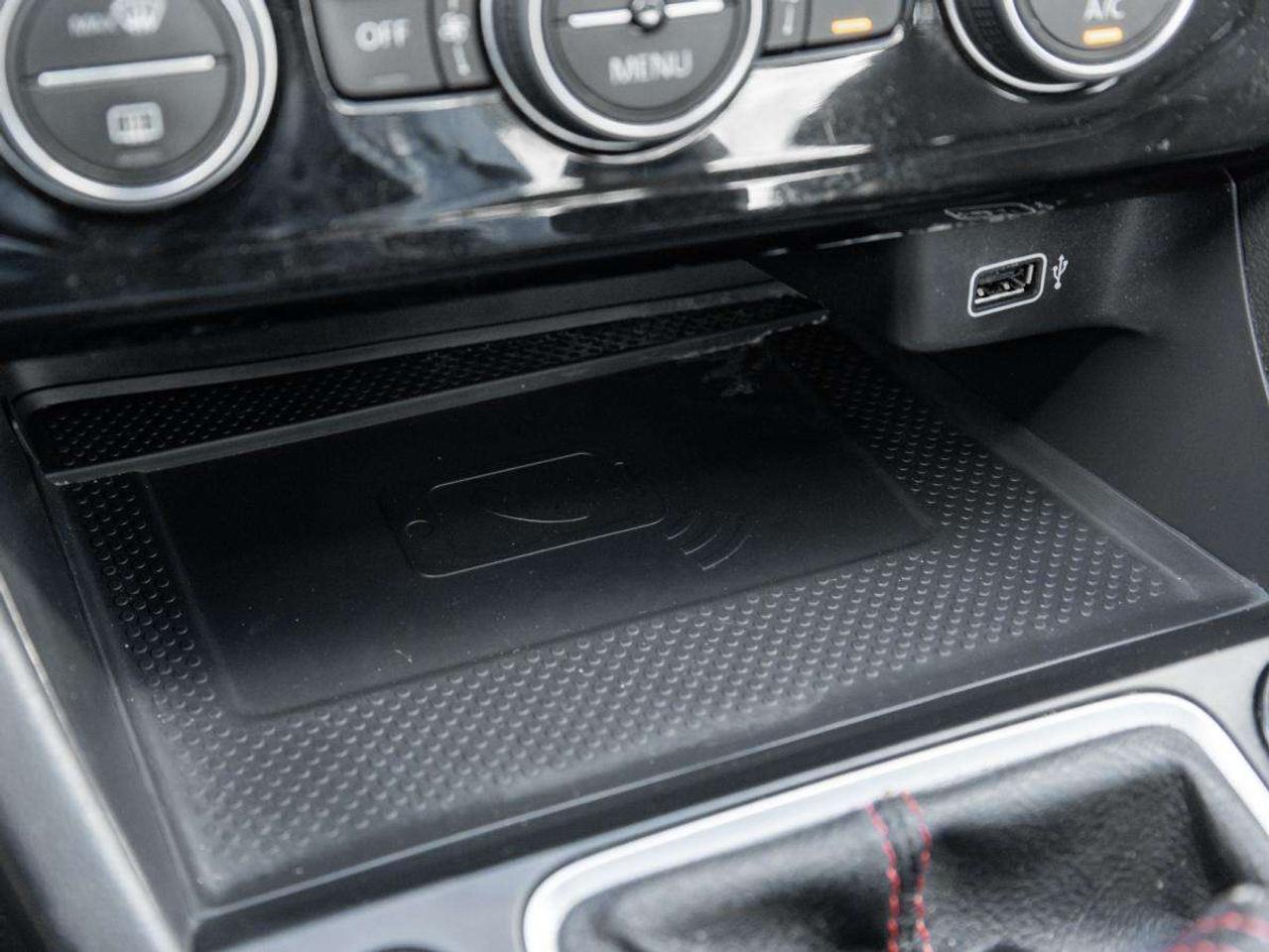 2019 Volkswagen Jetta GLI 35th Edition Manual Photo