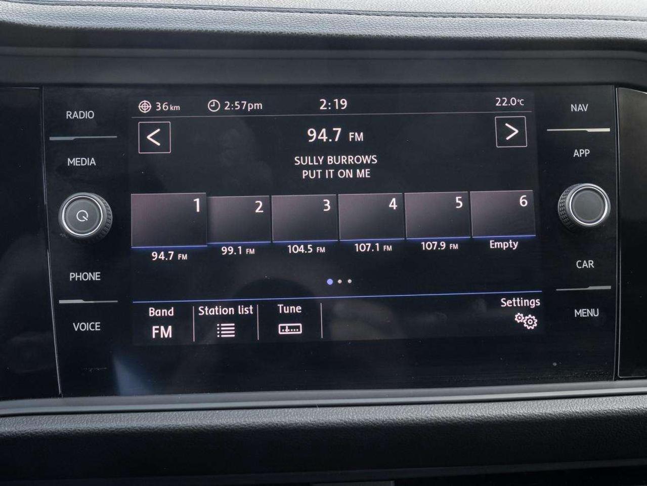 2019 Volkswagen Jetta GLI 35th Edition Manual Photo