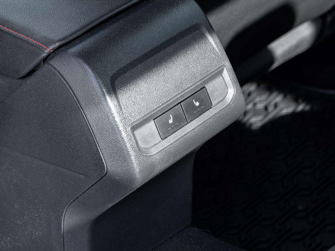 2019 Volkswagen Jetta GLI 35th Edition Manual Photo