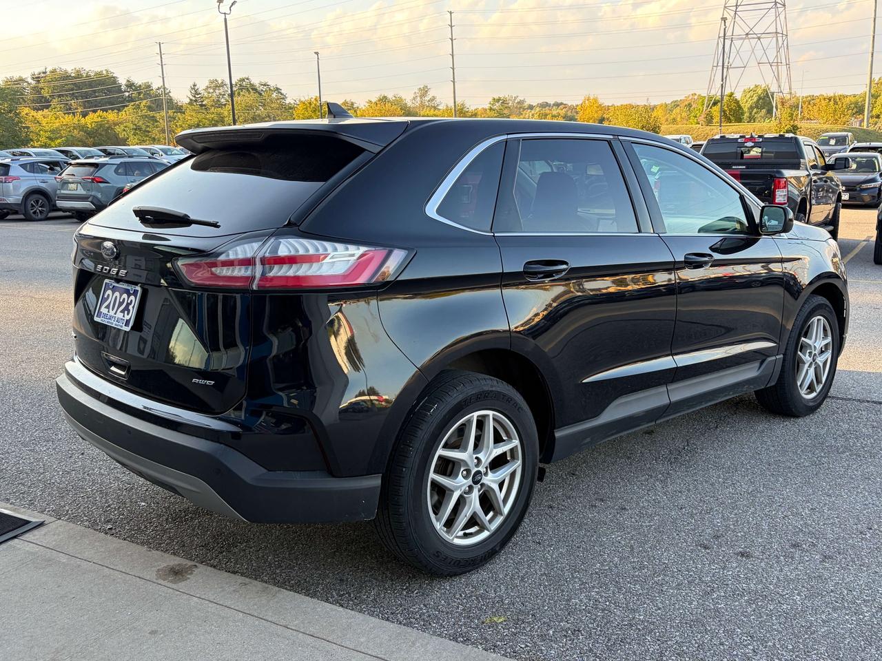 2023 Ford Edge SEL AWD   NAV   Leather   Clean Carfax Photo
