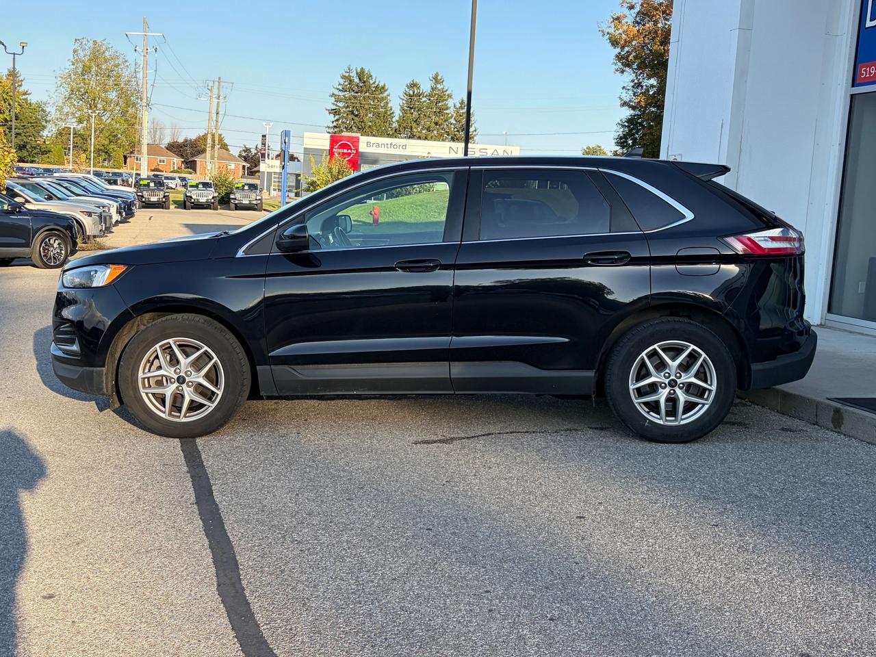 2023 Ford Edge SEL AWD   NAV   Leather   Clean Carfax Photo5