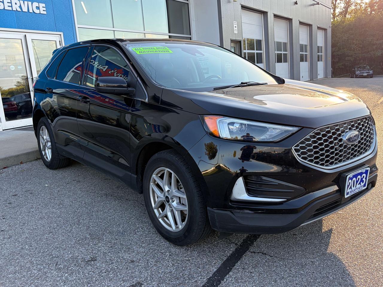 2023 Ford Edge SEL AWD   NAV   Leather   Clean Carfax Photo
