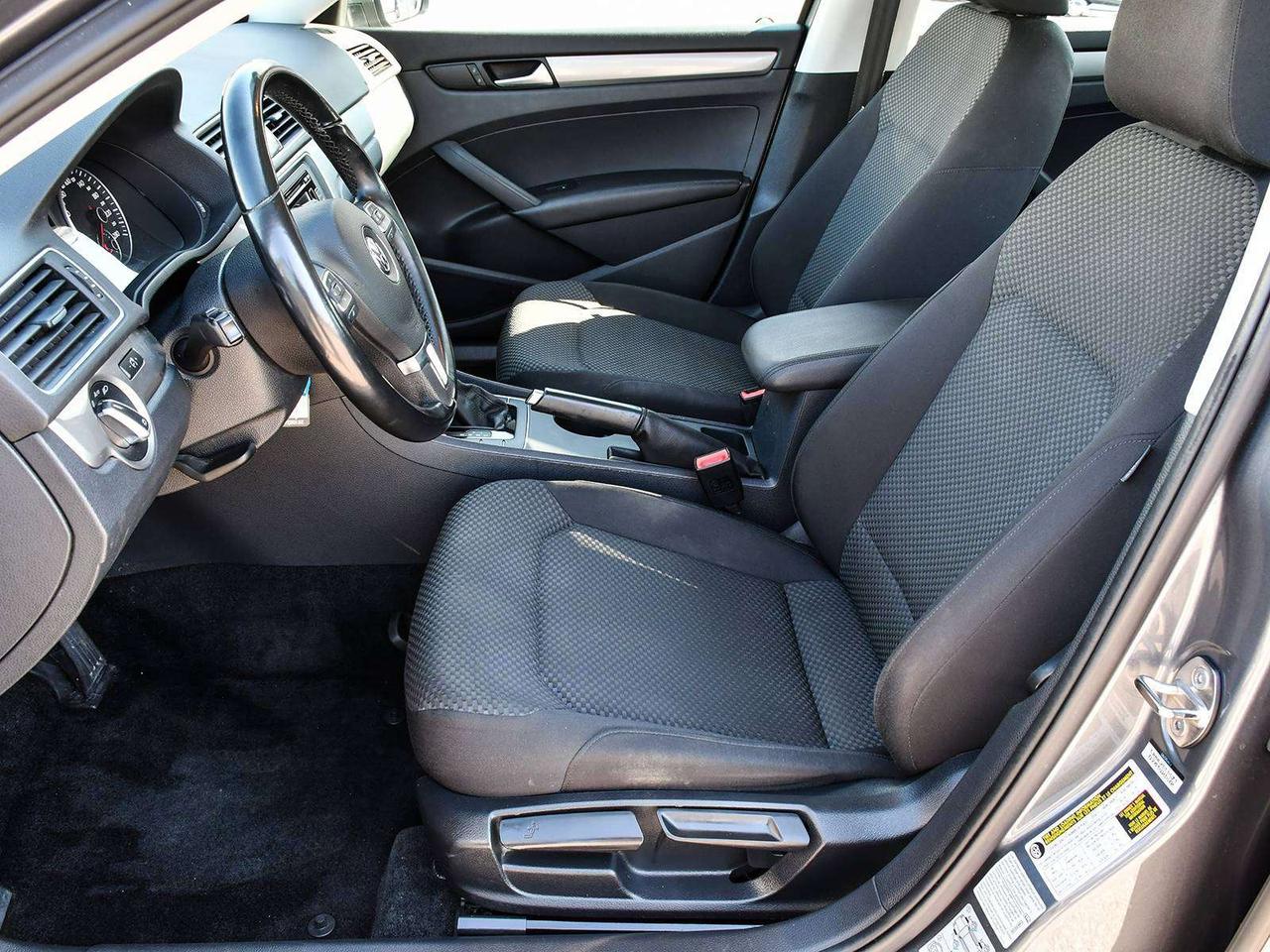 2015 Volkswagen Passat TRENDLINE   1 OWNER   14 SERVICES   ALLOY   ASIS Photo