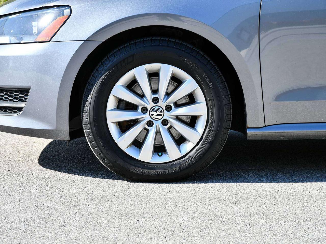 2015 Volkswagen Passat TRENDLINE   1 OWNER   14 SERVICES   ALLOY   ASIS Photo