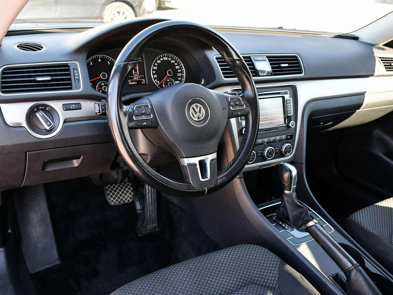 2015 Volkswagen Passat TRENDLINE   1 OWNER   14 SERVICES   ALLOY   ASIS Photo