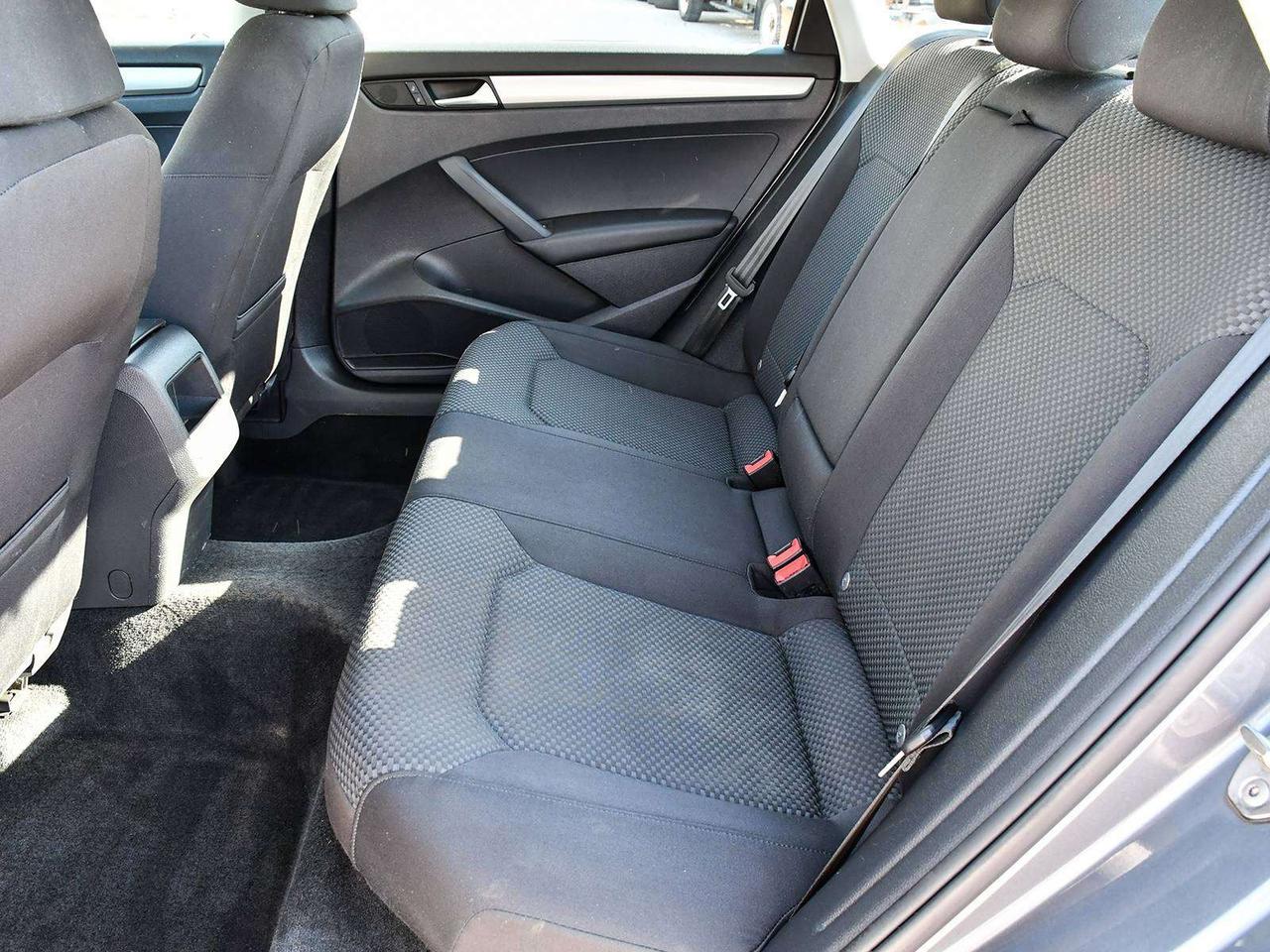 2015 Volkswagen Passat TRENDLINE   1 OWNER   14 SERVICES   ALLOY   ASIS Photo