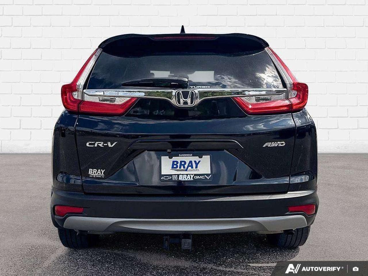 2019 Honda CR-V LEATHER SEATING. SUNROOF. FUEL EFFICIENT. MULTI ANGLE REAR VIEW CAMERA. CERTIFIED. Photo