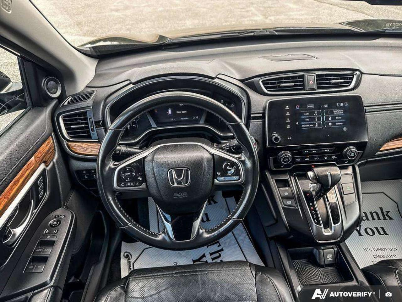 2019 Honda CR-V LEATHER SEATING. SUNROOF. FUEL EFFICIENT. MULTI ANGLE REAR VIEW CAMERA. CERTIFIED. Photo