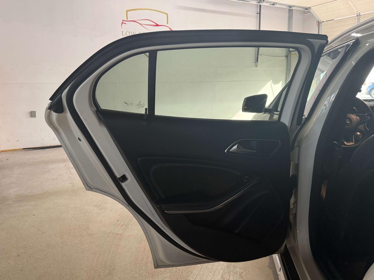 2018 Mercedes-Benz GLA 4Matic l 2.0T l 4Cyl l AMG l Panoramic Roof l BSM Photo