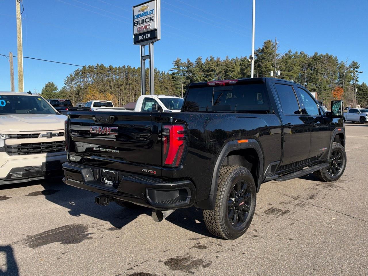 2026 GMC SIERRA 2500HD Crew Cab Standard Box 4-Wheel Drive AT4 Photo