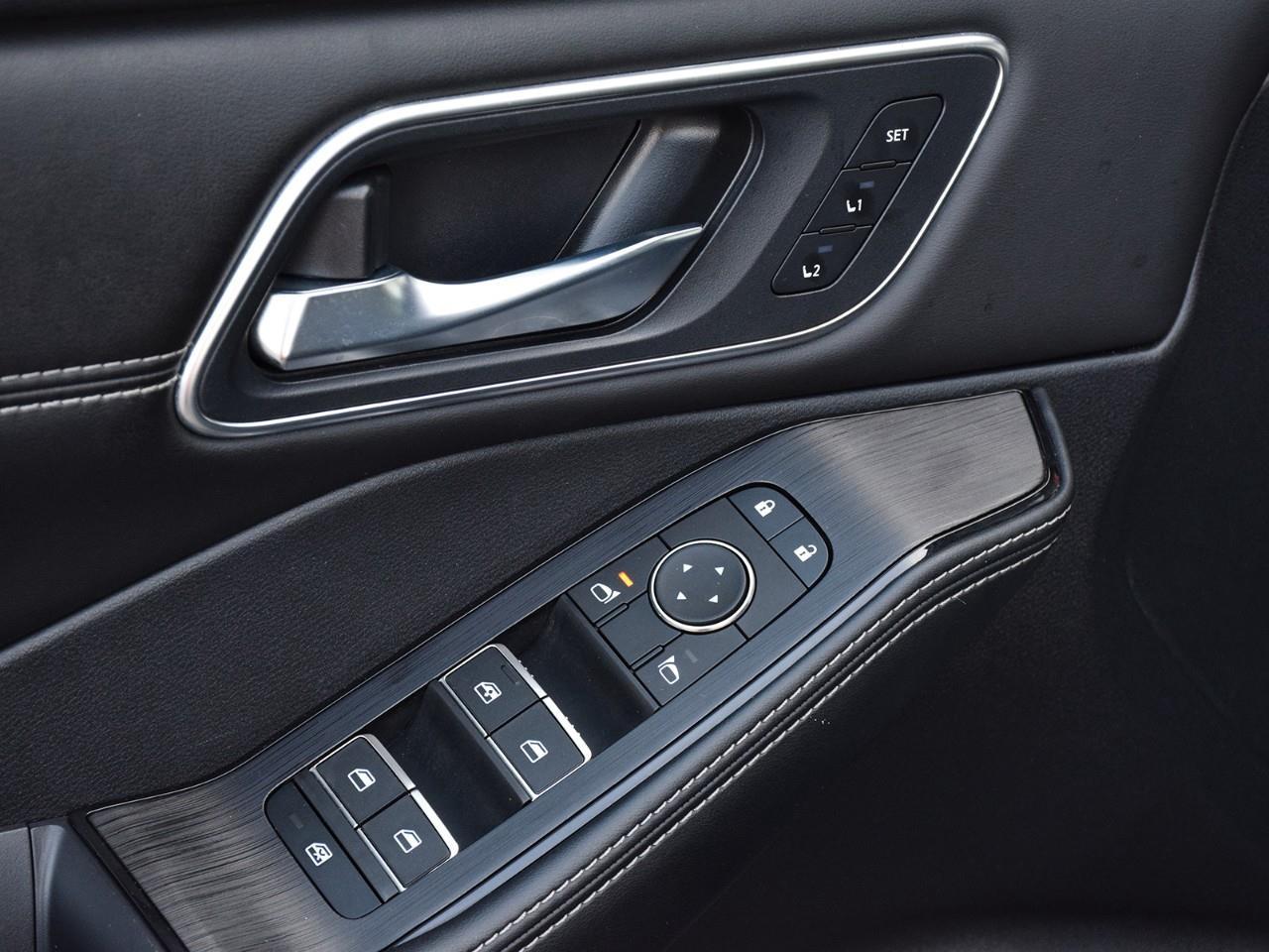 2024 Nissan Rogue Platinum 4dr All-Wheel Drive Sport Utility Photo