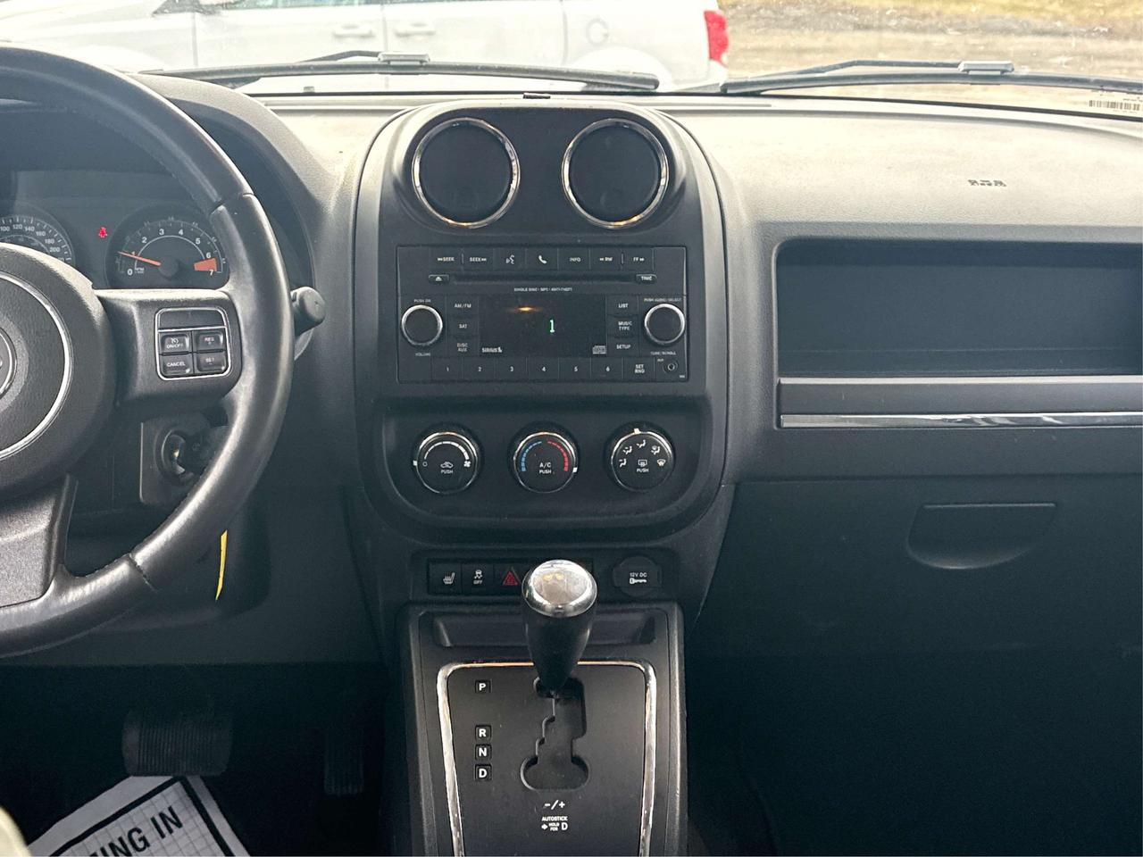 2015 Jeep Patriot CERTIFIED 4WD  CLEAN WE FINANCE ALL CREDIT Photo