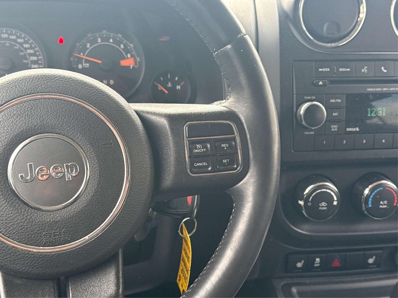 2015 Jeep Patriot CERTIFIED 4WD  CLEAN WE FINANCE ALL CREDIT Photo