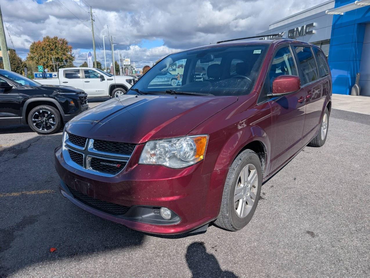 2020 Dodge Grand Caravan CREW PLUS 2WD Photo3