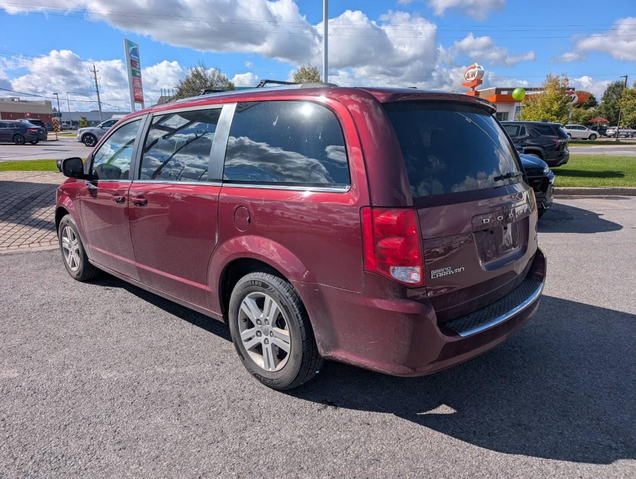 2020 Dodge Grand Caravan CREW PLUS 2WD Photo