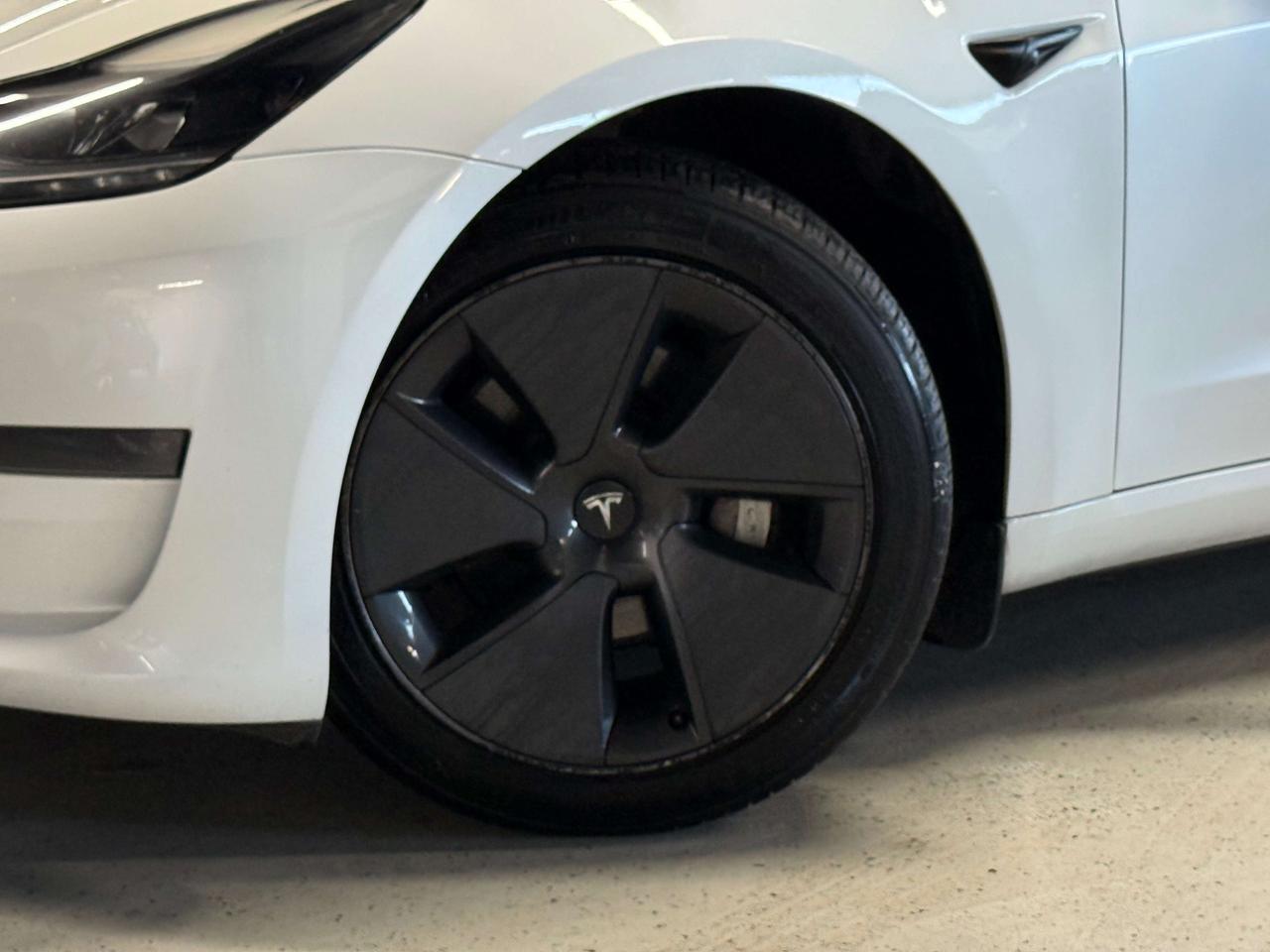 2023 Tesla Model 3 No Accidents l Tesla Warranty l RWD l Standard Rng Photo1