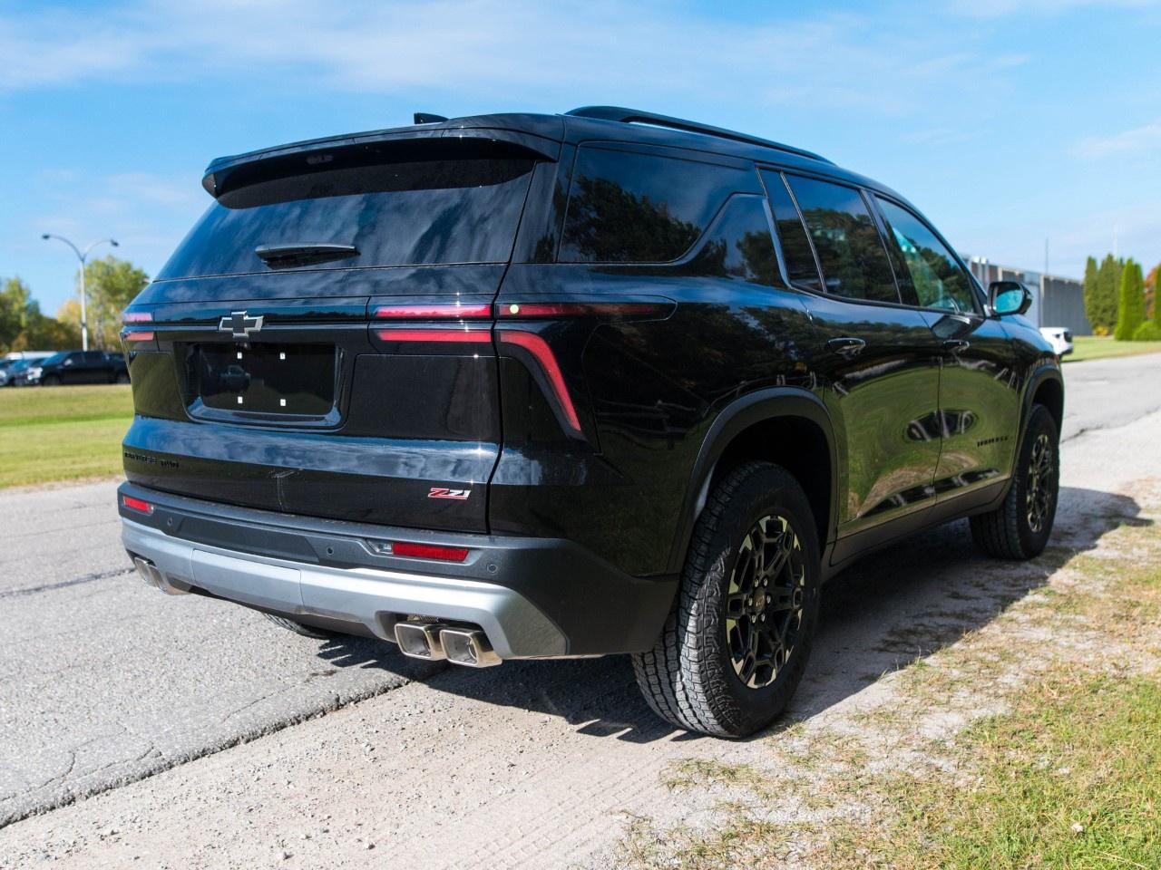 2027 Chevrolet Traverse AWD 4dr Z71 Photo