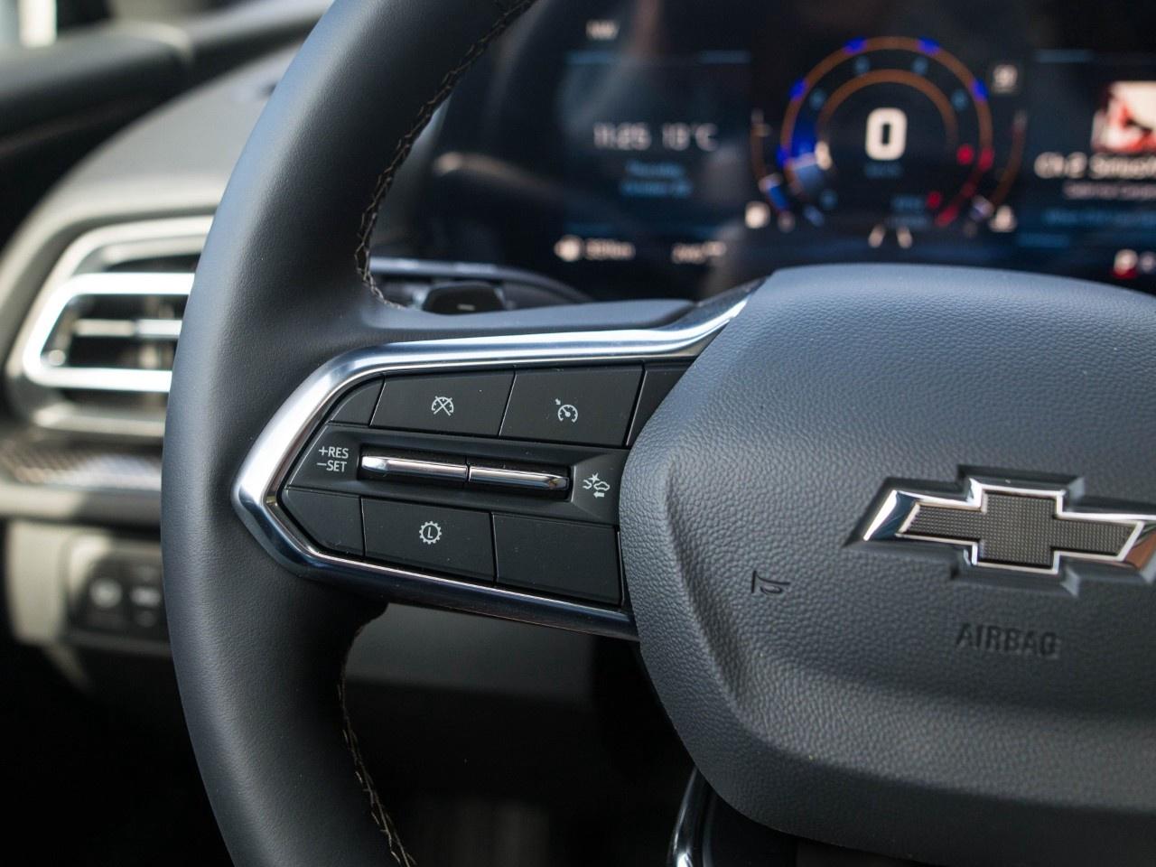 2027 Chevrolet Traverse AWD 4dr Z71 Photo