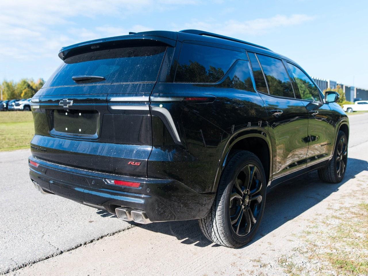 2027 Chevrolet Traverse AWD 4dr RS Photo