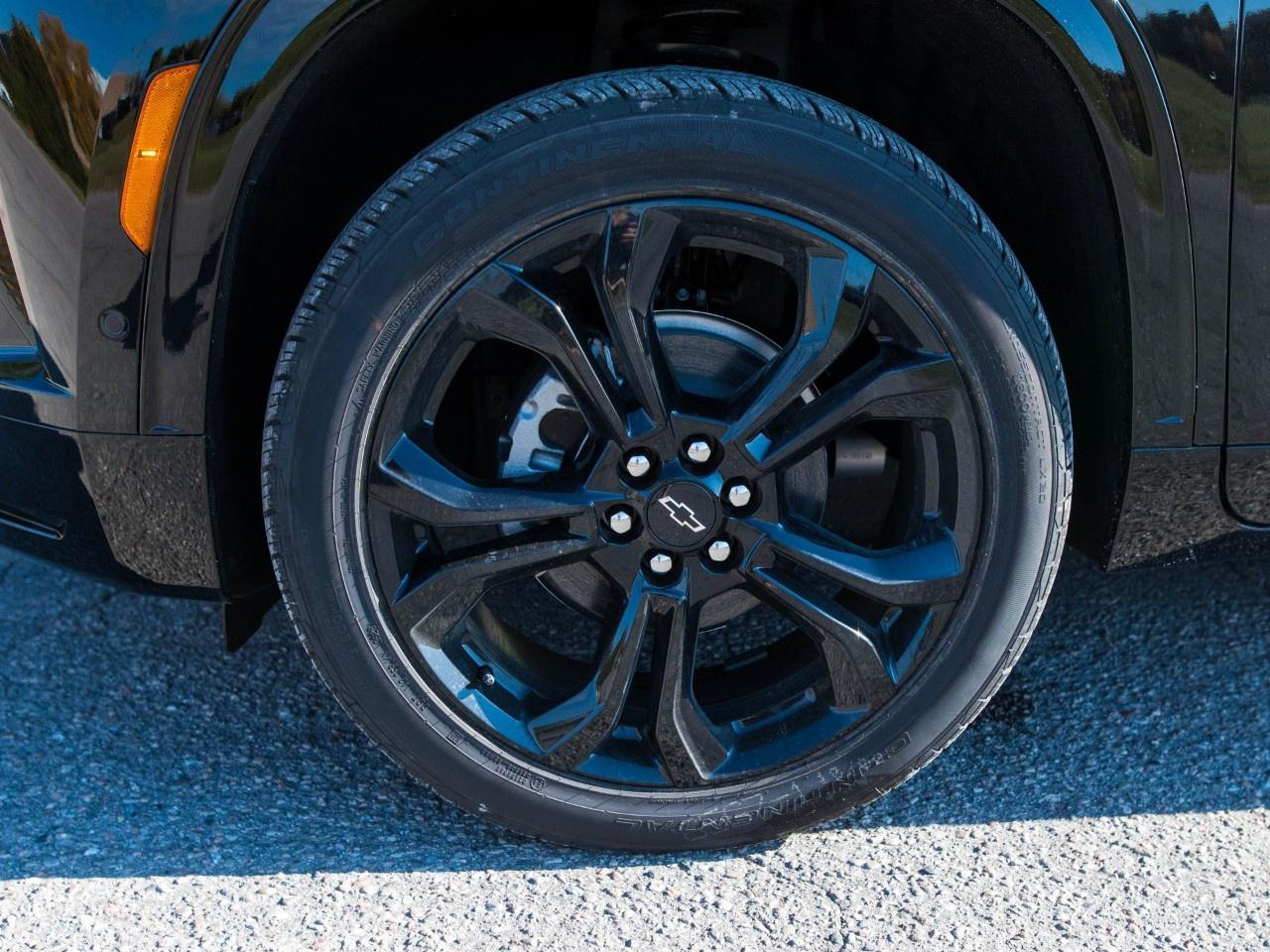 2027 Chevrolet Traverse AWD 4dr RS Photo