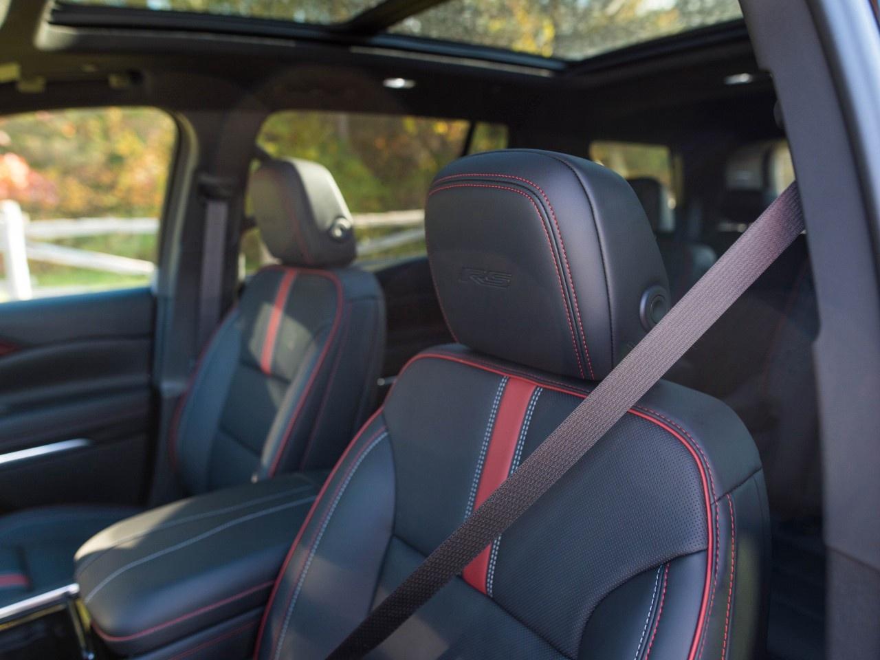 2027 Chevrolet Traverse AWD 4dr RS Photo